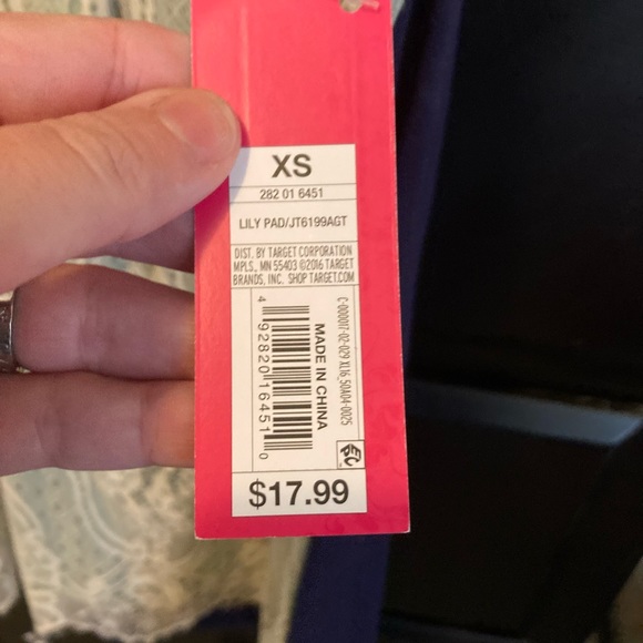 NWT lace tank top! Brand new! XS - Picture 3 of 4